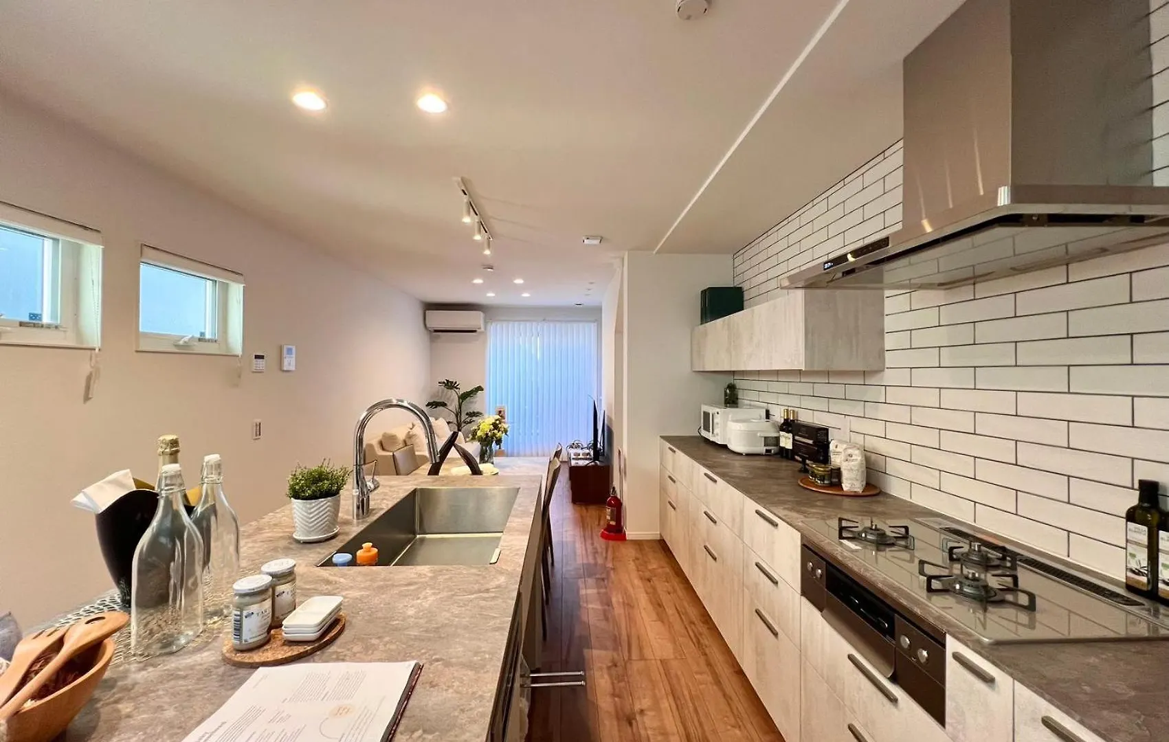 Fang-Chihaya House Apartment Tokyo